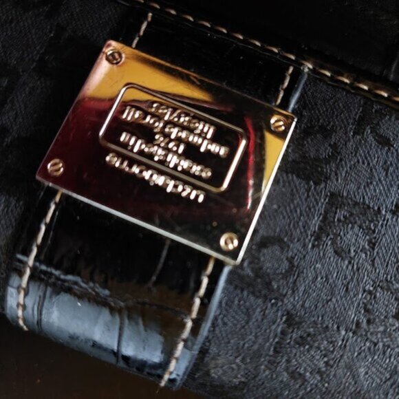 Black Trifold Monogram Wallet - Picture 3 of 7